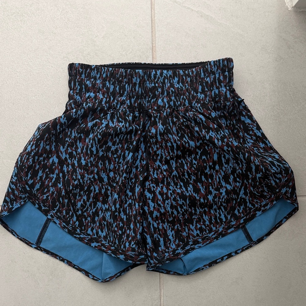 lululemon athletica Black and Blue Patterned Athletic Shorts